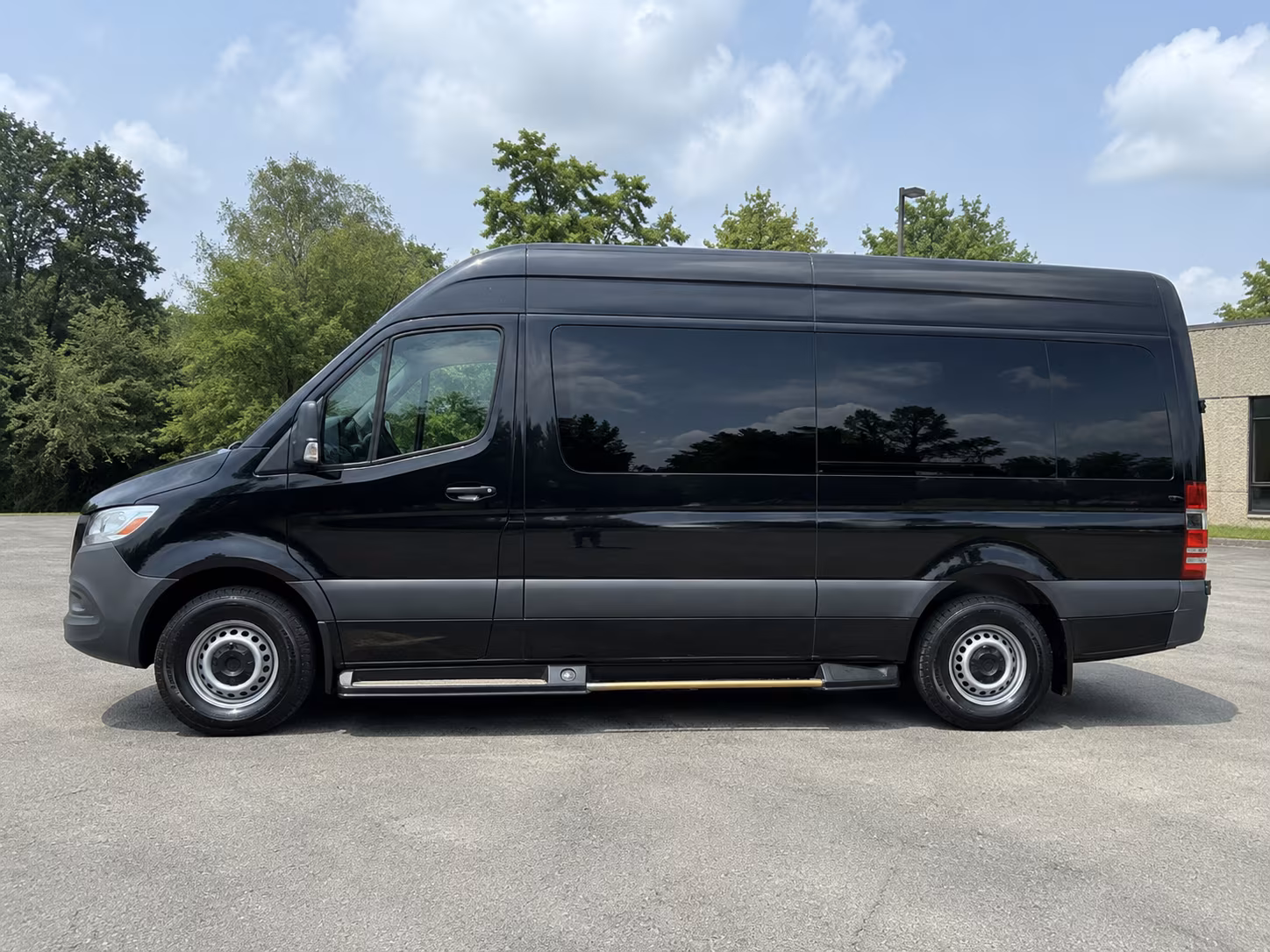 8 passenger sprinter van