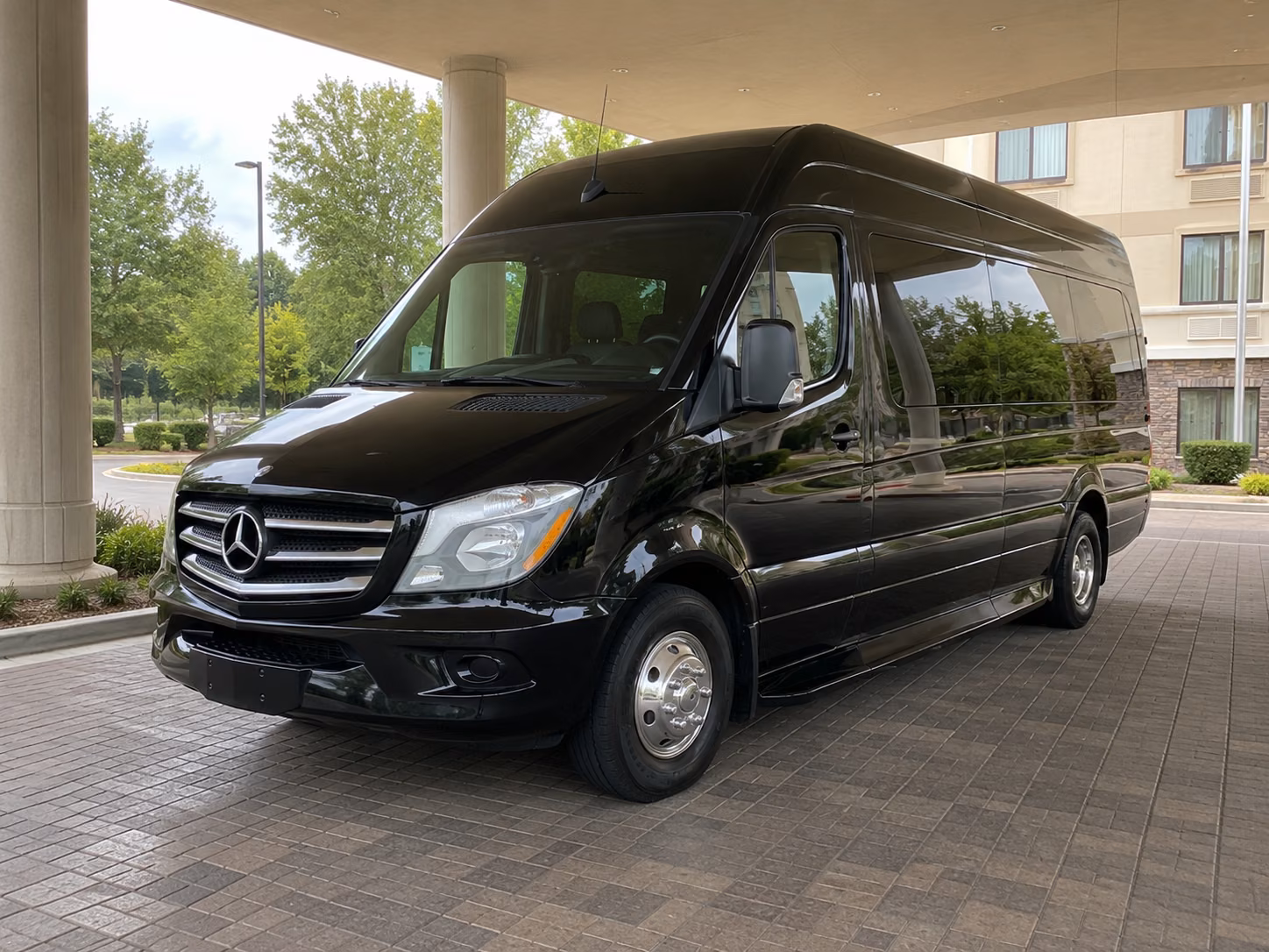 find the perfect transportation for your next prom 4